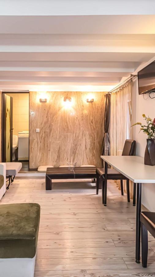 Piata Sfatului Central Confort Braşov Dış mekan fotoğraf